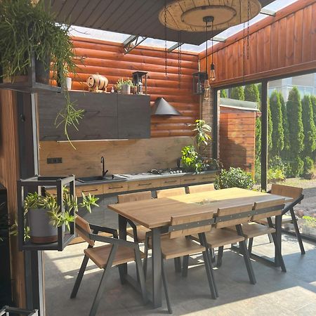 Apartament Oranzeria 키엘체 외부 사진